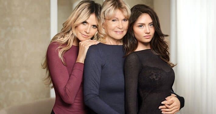 Heidi, Leni und Erna Klum präsentieren die Ultralight Cashmere-Kollektion von Intimissimi / Von Generation zu Generation